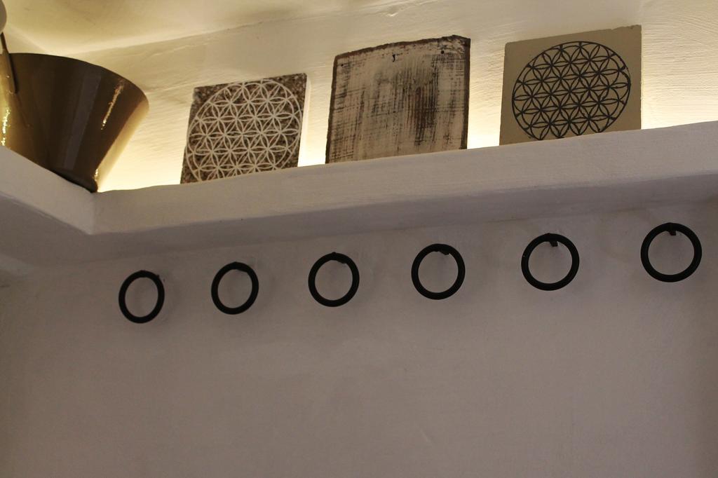 Le Nicchie Guest House لوتشرا المظهر الخارجي الصورة