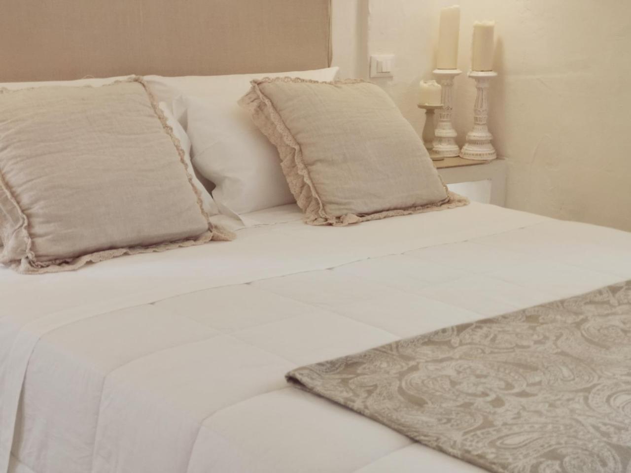 Le Nicchie Guest House لوتشرا المظهر الخارجي الصورة