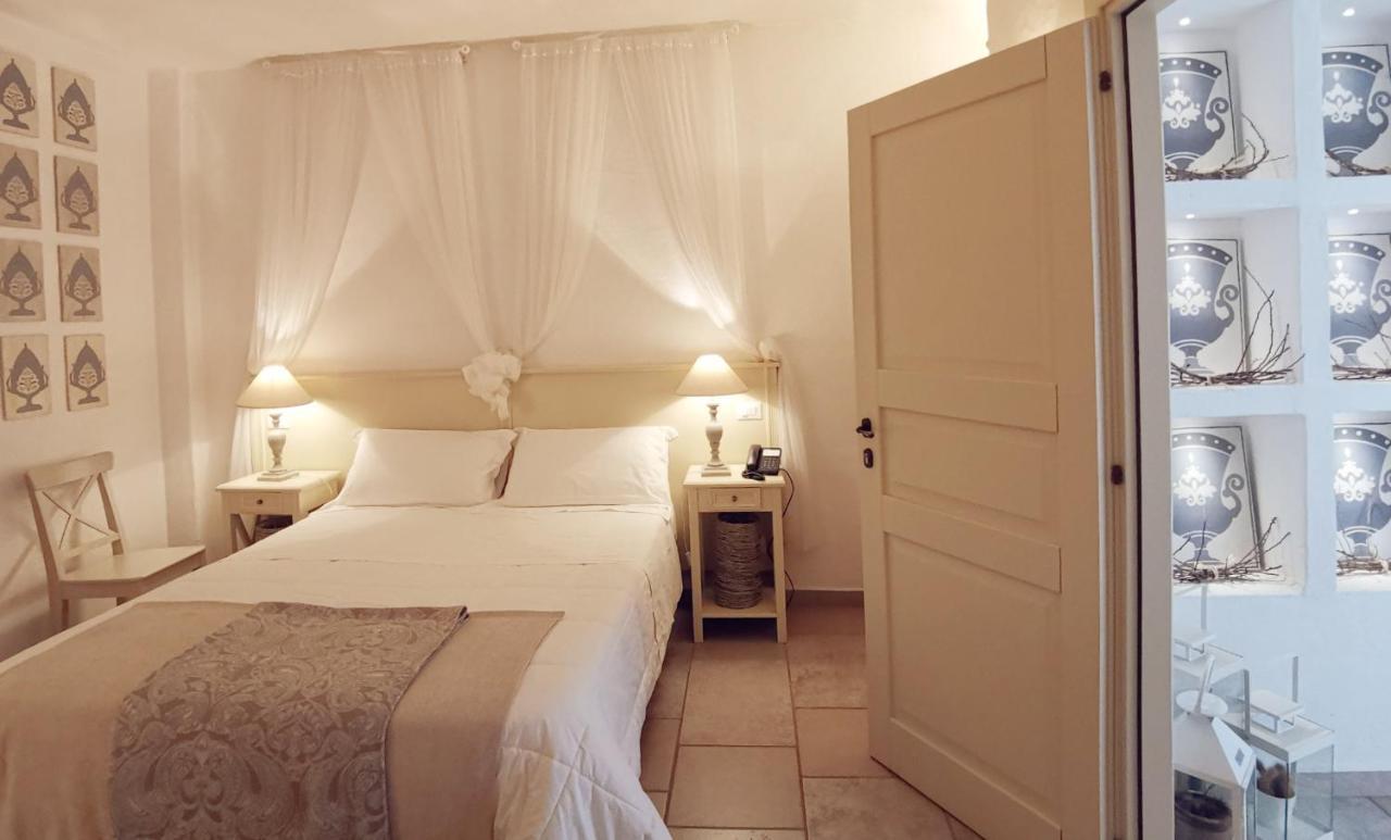 Le Nicchie Guest House لوتشرا المظهر الخارجي الصورة
