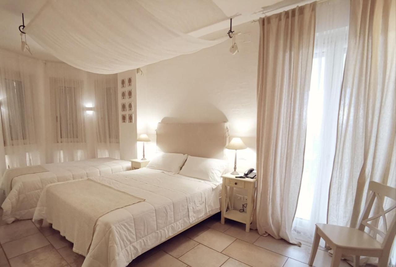 Le Nicchie Guest House لوتشرا المظهر الخارجي الصورة