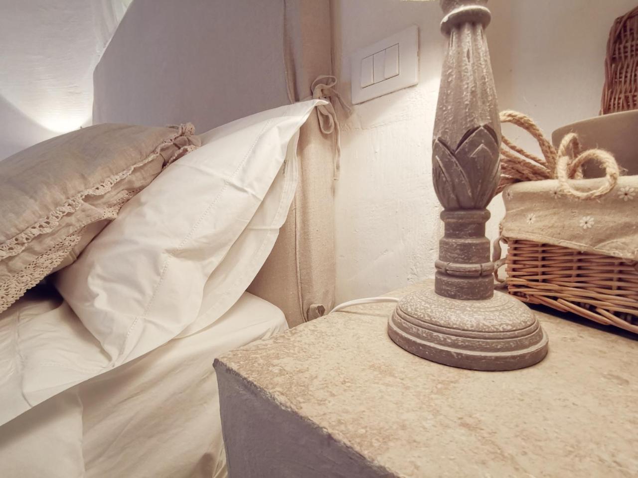 Le Nicchie Guest House لوتشرا المظهر الخارجي الصورة