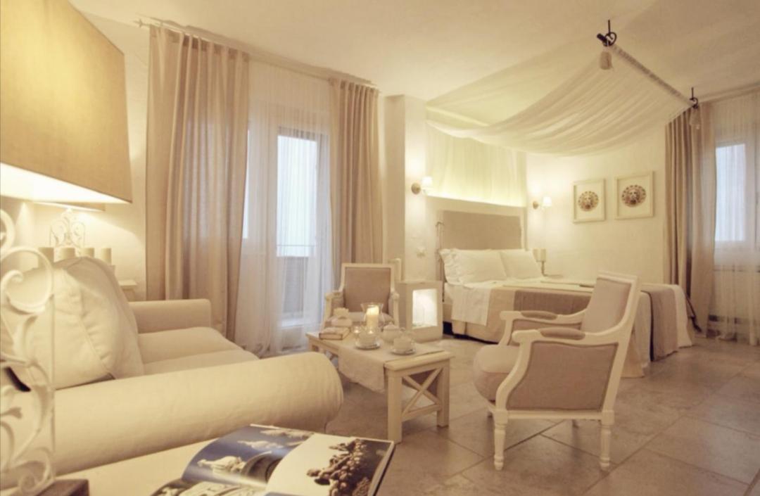 Le Nicchie Guest House لوتشرا المظهر الخارجي الصورة